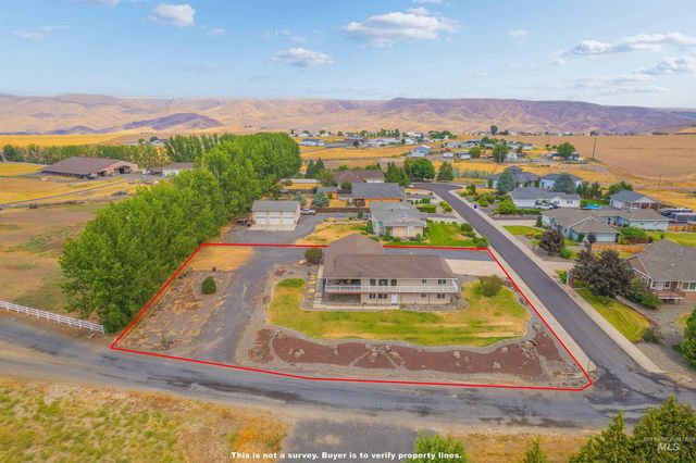 1468 N Viewpoint Dr, Lewiston, ID 83501