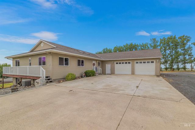 1468 N Viewpoint Dr, Lewiston, ID 83501