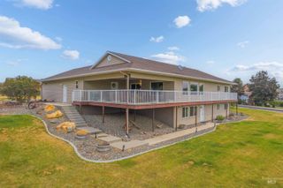 1468 N Viewpoint Dr, Lewiston, ID 83501