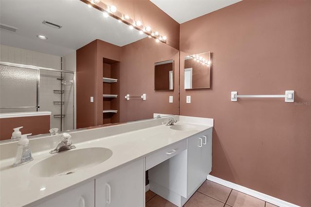 4115 PUTTER PLACE 4115, Bradenton, FL 34203