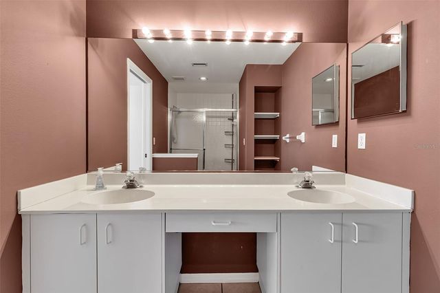 4115 PUTTER PLACE 4115, Bradenton, FL 34203