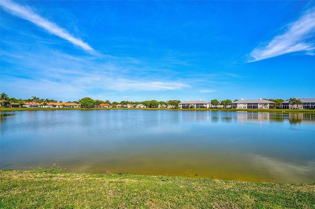 4115 PUTTER PLACE 4115, Bradenton, FL 34203