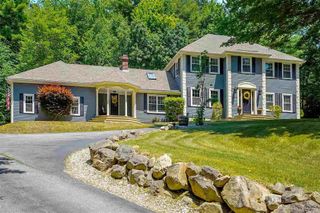 18 Hawk Drive, Bedford, NH 03110