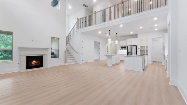 2 Gracenote Place, Tomball, TX 77375