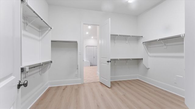 2 Gracenote Place, Tomball, TX 77375