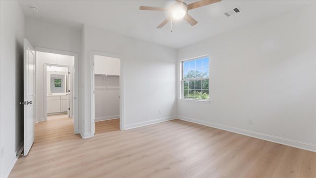 2 Gracenote Place, Tomball, TX 77375