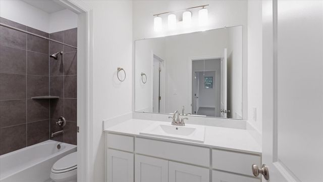 2 Gracenote Place, Tomball, TX 77375