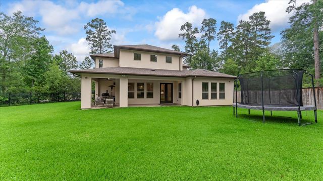 2 Gracenote Place, Tomball, TX 77375