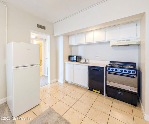 311 W ASHLEY Street 903, Jacksonville, FL 32202