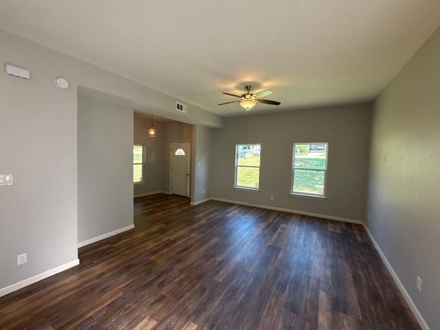 1510 W Woodard Street, Denison, TX 75020