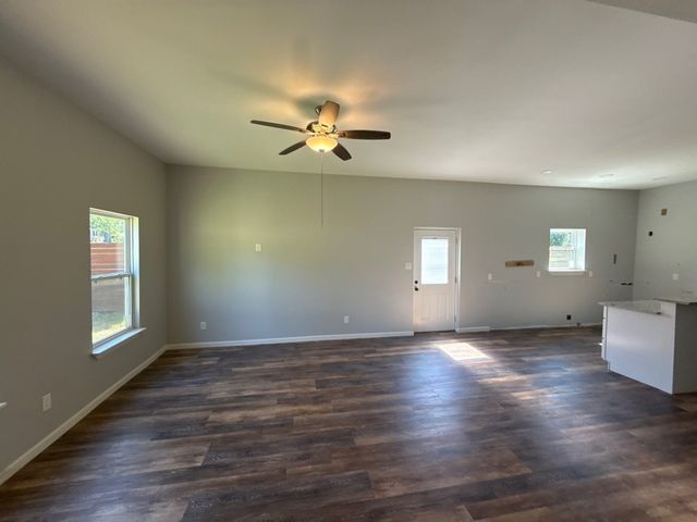 1510 W Woodard Street, Denison, TX 75020