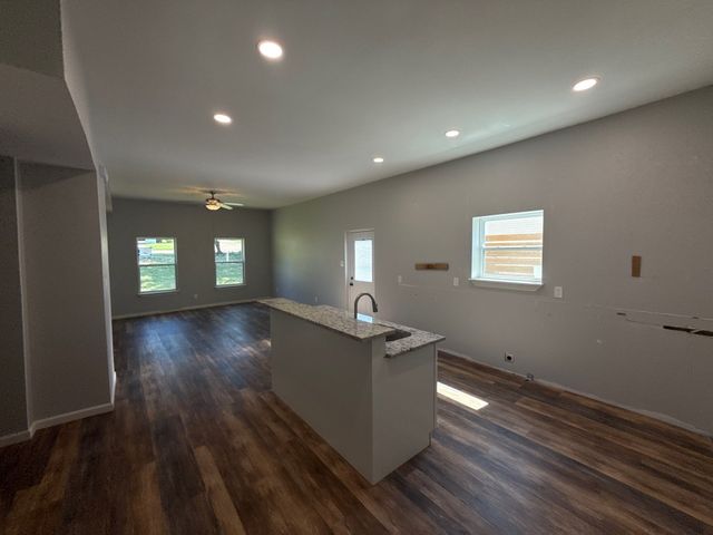 1510 W Woodard Street, Denison, TX 75020