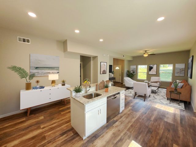 1510 W Woodard Street, Denison, TX 75020