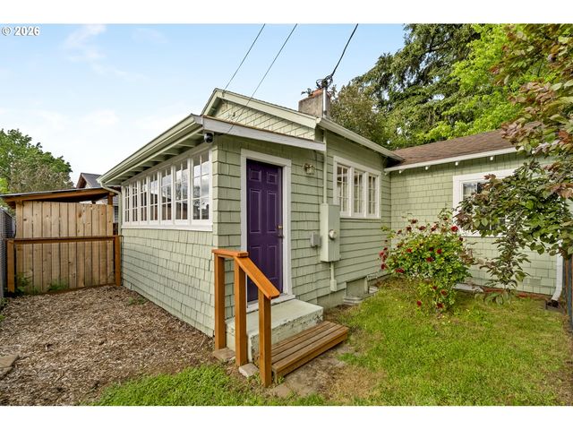 7905 N SEWARD Ave, Portland, OR 97217