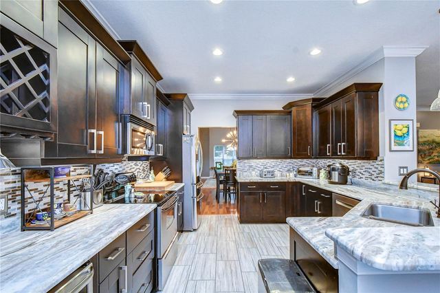 5424 WINDBRUSH DRIVE, Tampa, FL 33625