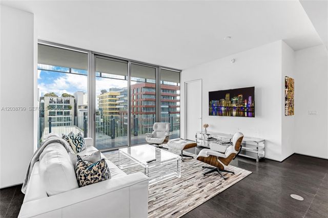 120 Ocean Dr 700, Miami Beach, FL 33139