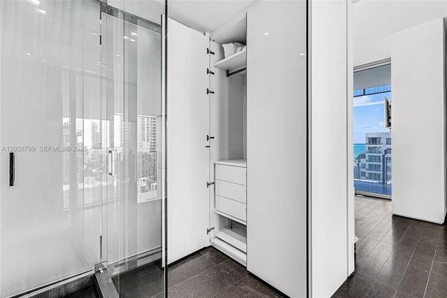 120 Ocean Dr 700, Miami Beach, FL 33139