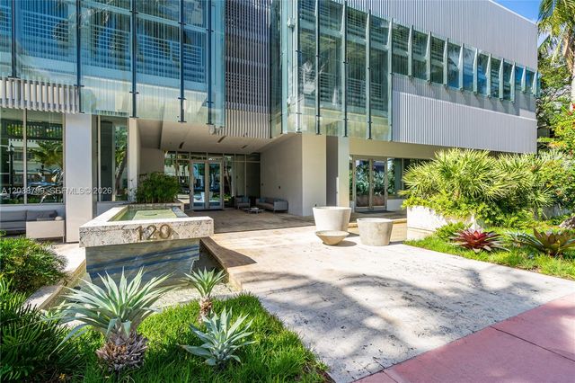 120 Ocean Dr 700, Miami Beach, FL 33139