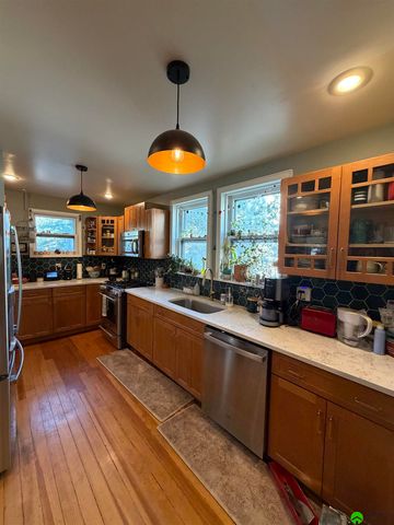 1800 C Street, Lincoln, NE 68502