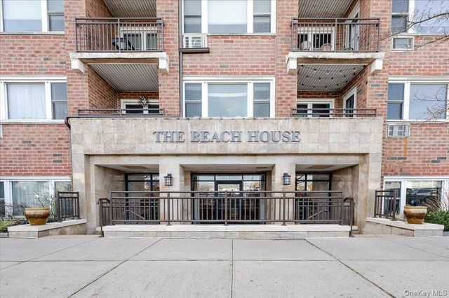 740 E Broadway 3L, Long Beach, NY 11561