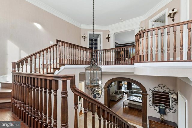 4869 GLENBROOK RD NW, Washington, DC 20016