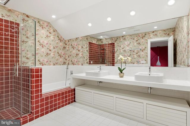 4869 GLENBROOK RD NW, Washington, DC 20016