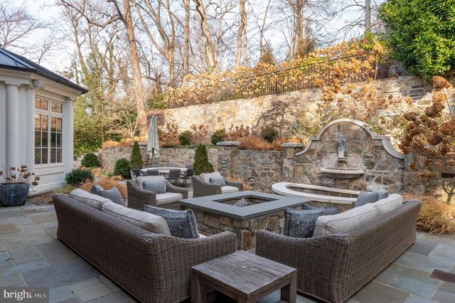 4869 GLENBROOK RD NW, Washington, DC 20016