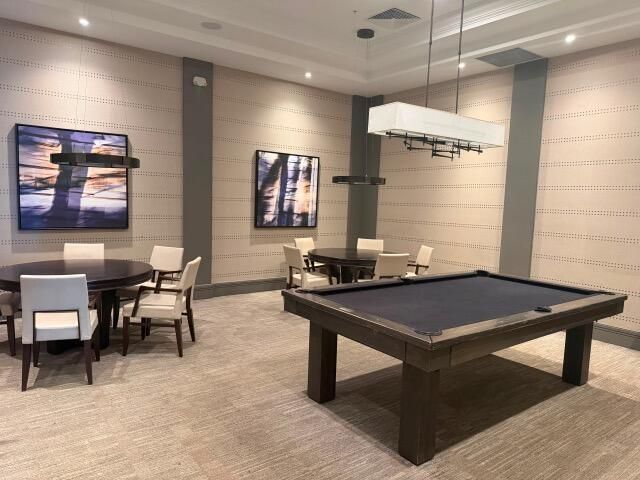 9207 W 33rd Lane, Hialeah, FL 33018