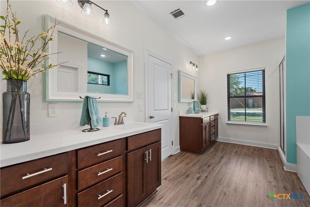 306 Eagle Drive, Eddy, TX 76524
