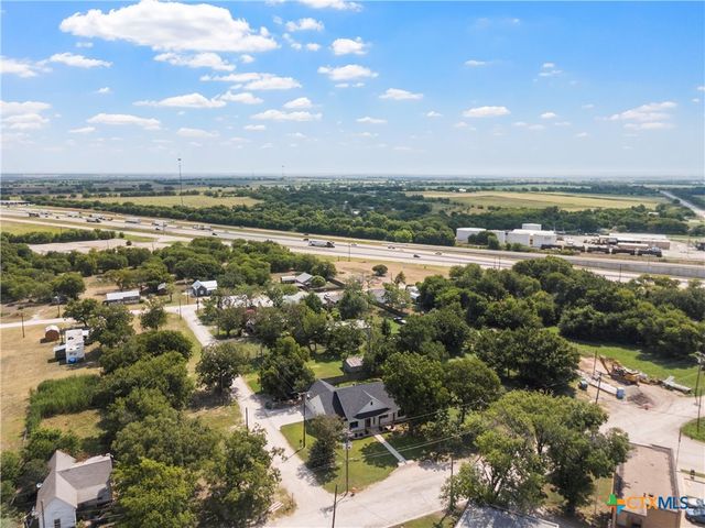 306 Eagle Drive, Eddy, TX 76524