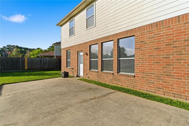 12327 Granite Woods Court, Humble, TX 77346