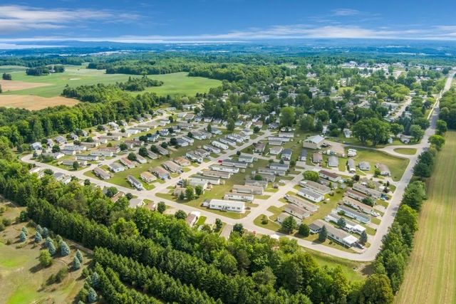 4652 Meadow Lane Drive, Traverse City, MI 49685