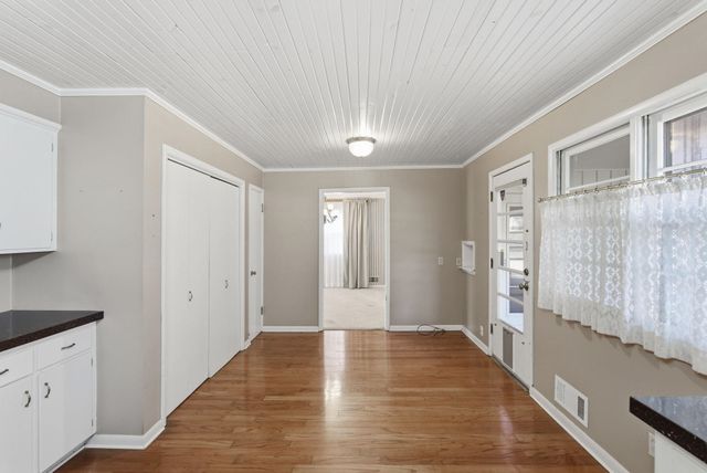 6120 E Murdock Ave, Wichita, KS 67208