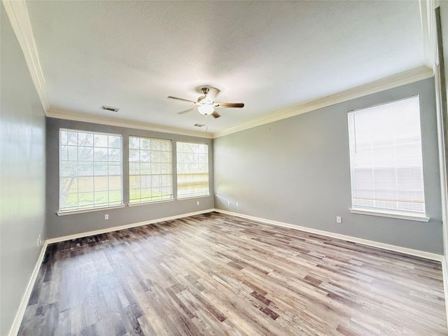 16619 Palisades Point Drive, Houston, TX 77059