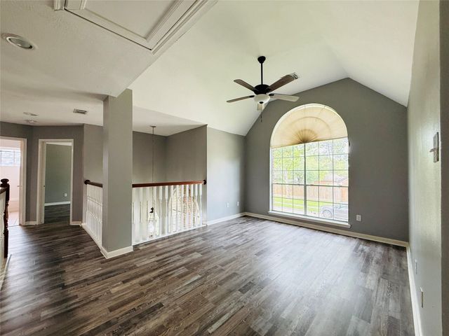 16619 Palisades Point Drive, Houston, TX 77059