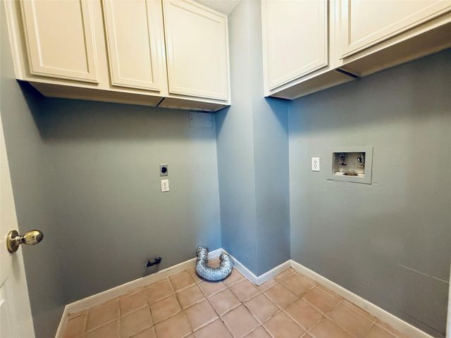 16619 Palisades Point Drive, Houston, TX 77059