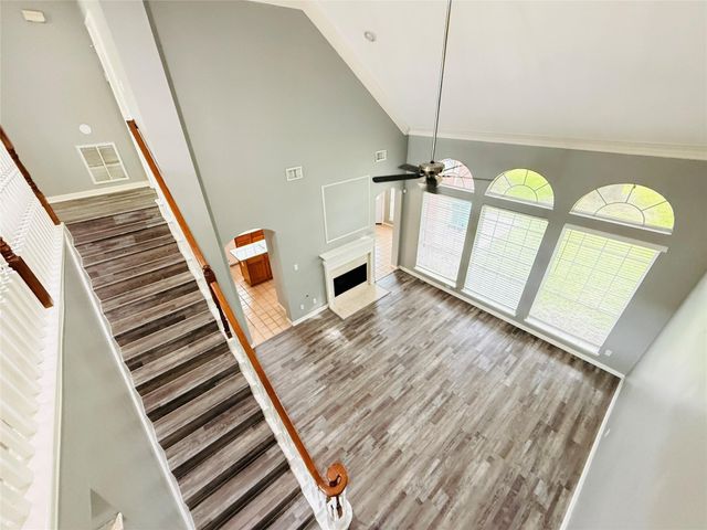 16619 Palisades Point Drive, Houston, TX 77059