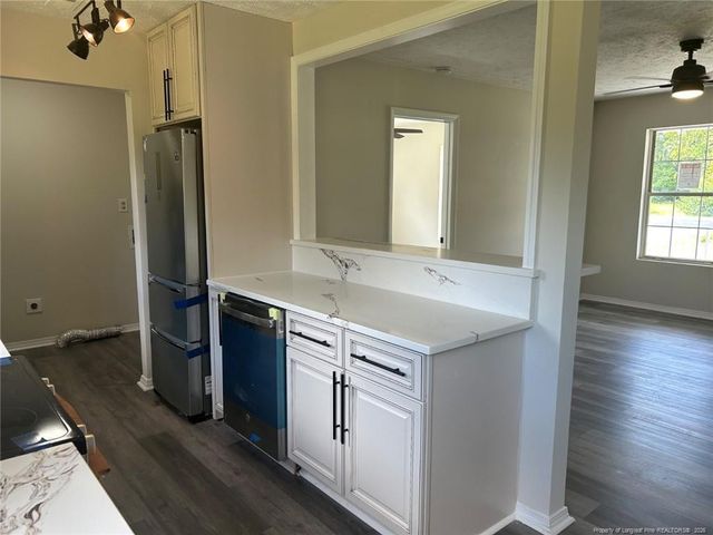1435 Strickland Bridge Road, Fayetteville, NC 28304
