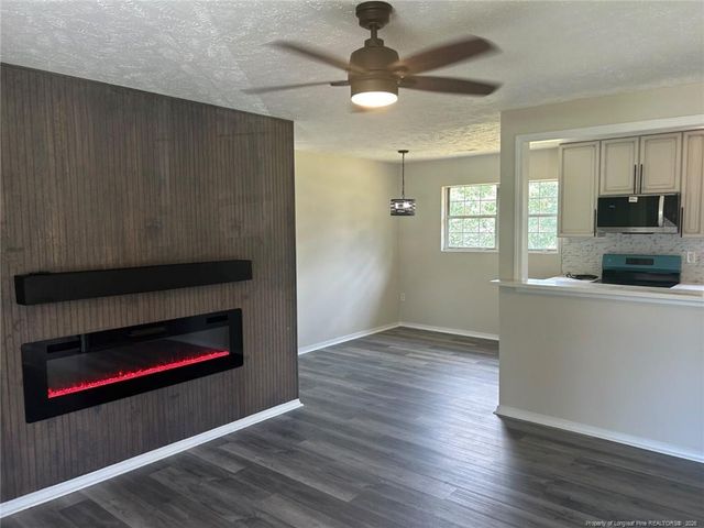 1435 Strickland Bridge Road, Fayetteville, NC 28304