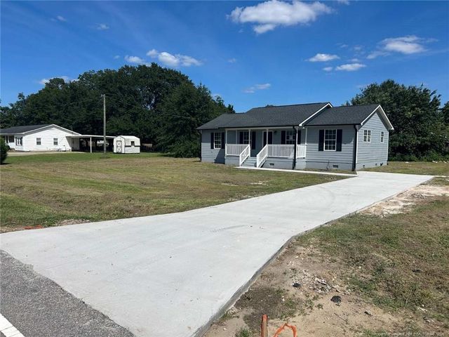1435 Strickland Bridge Road, Fayetteville, NC 28304
