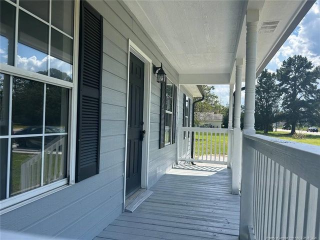 1435 Strickland Bridge Road, Fayetteville, NC 28304