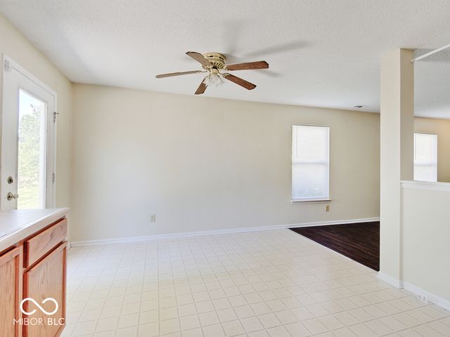 2372 Summerwood Lane, Greenwood, IN 46143