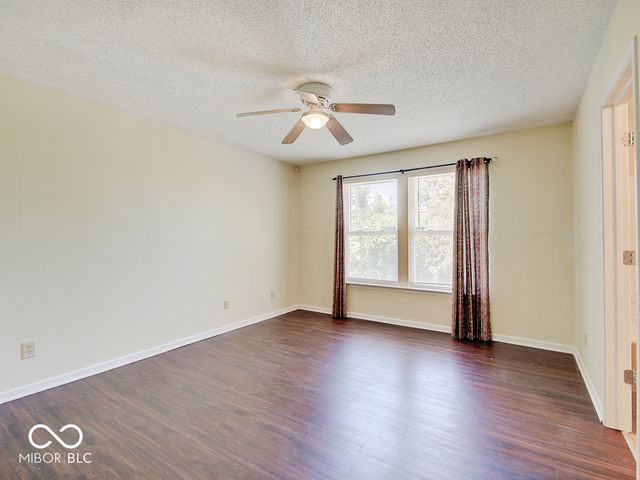 2372 Summerwood Lane, Greenwood, IN 46143