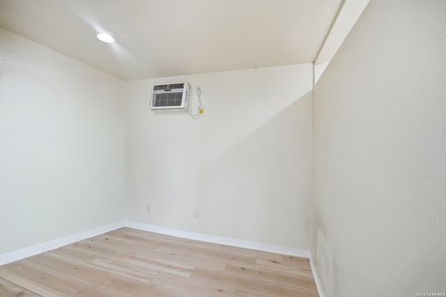 243 Chesswood, San Antonio, TX 78228