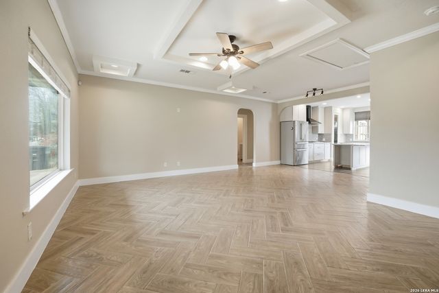 243 Chesswood, San Antonio, TX 78228