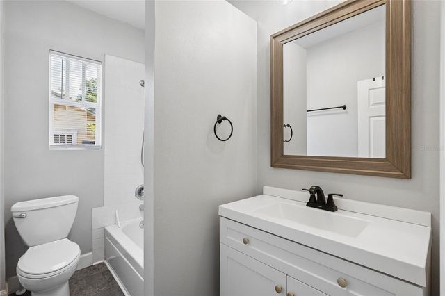 809 N HYER AVENUE, Orlando, FL 32803