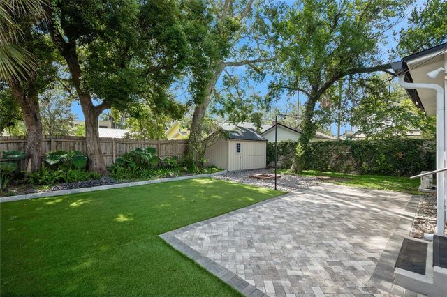 809 N HYER AVENUE, Orlando, FL 32803