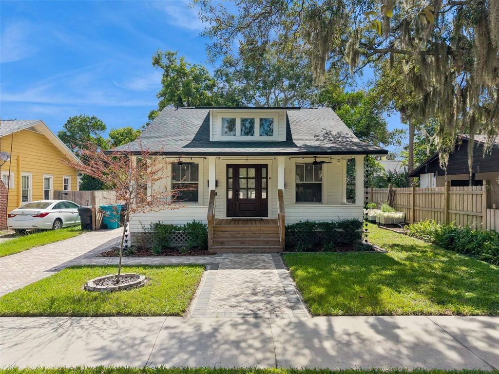 809 N HYER AVENUE, Orlando, FL 32803