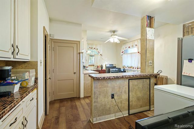 1135 Chicago Boulevard, Detroit, MI 48202