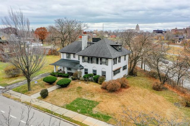 1135 Chicago Boulevard, Detroit, MI 48202